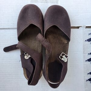 Sandgren Mary Jane clogs